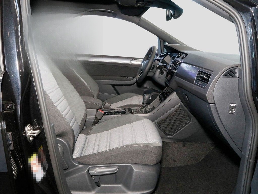 Volkswagen Touran Highline 1.5 TSI OPF 7-Gang-DSG foto 8
