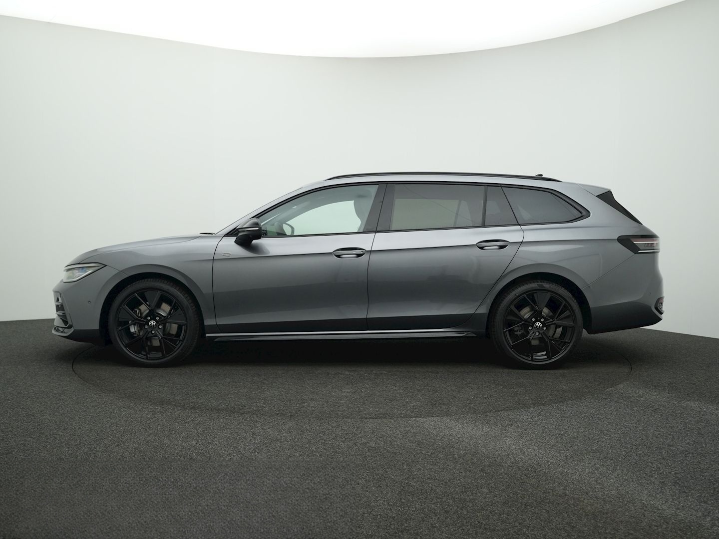 Volkswagen Passat 2.0 TDI DSG 4Mo R-Line BLACK-STYLE 5-J-GA foto 3