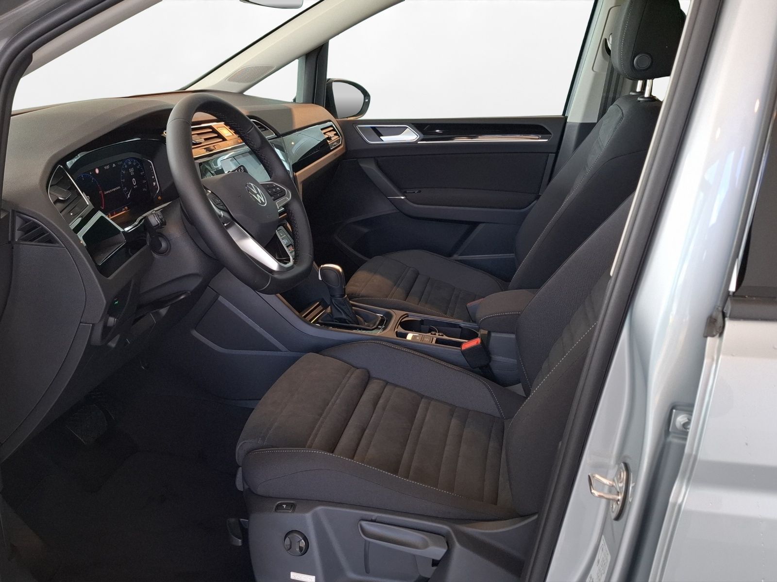 Volkswagen Touran Highline 150 PS DSG | AHZV. | NAVI uvm. foto 4