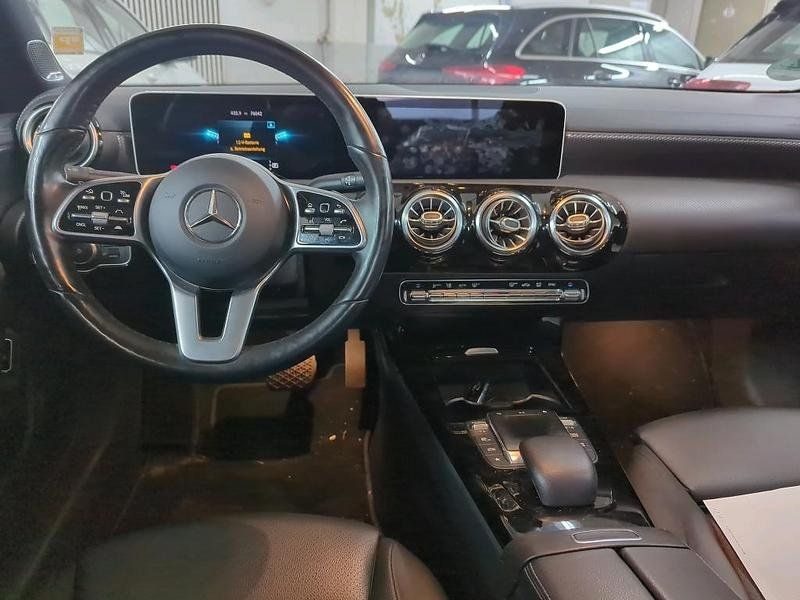 Mercedes-Benz CLA 250 Progressive AMG/ACC/AHK/AUT/KeyLess/LED foto 4