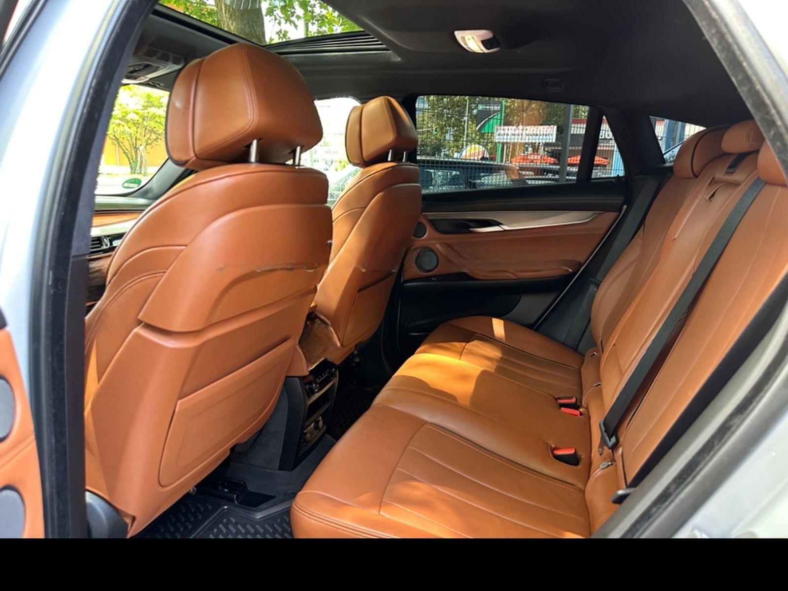 BMW X6 xDrive 35i M / HEAD UP - LEDER - SSD - KAMERA foto 15