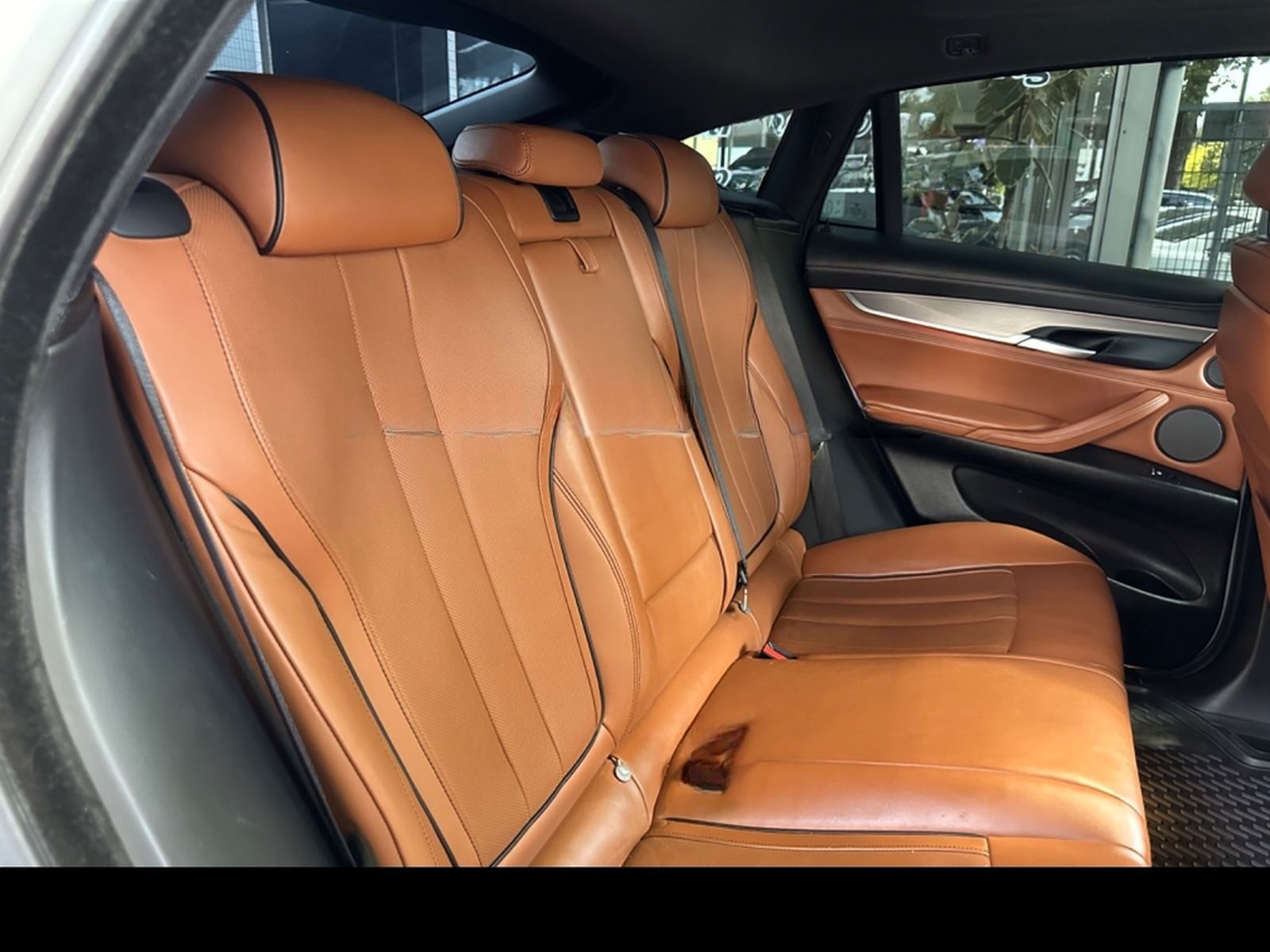 BMW X6 xDrive 35i M / HEAD UP - LEDER - SSD - KAMERA foto 18