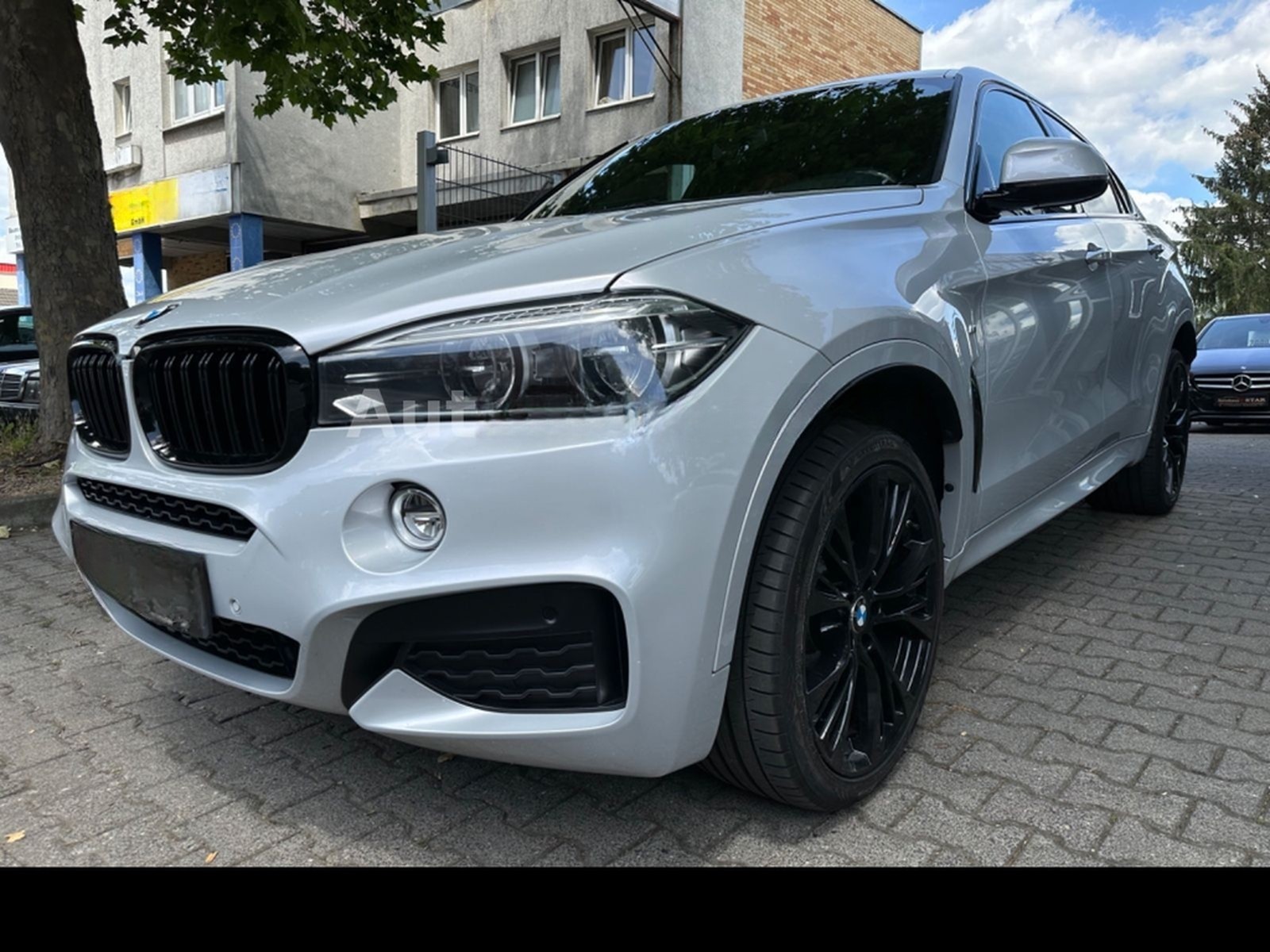 BMW X6 xDrive 35i M / HEAD UP - LEDER - SSD - KAMERA foto 3