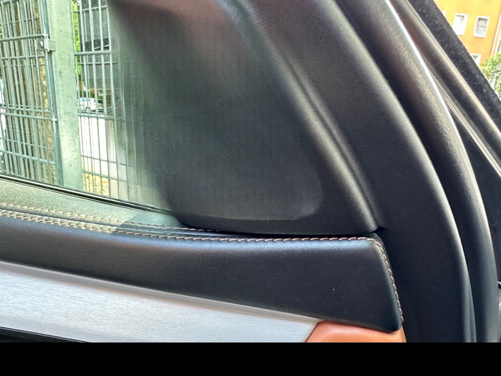BMW X6 xDrive 35i M / HEAD UP - LEDER - SSD - KAMERA foto 22