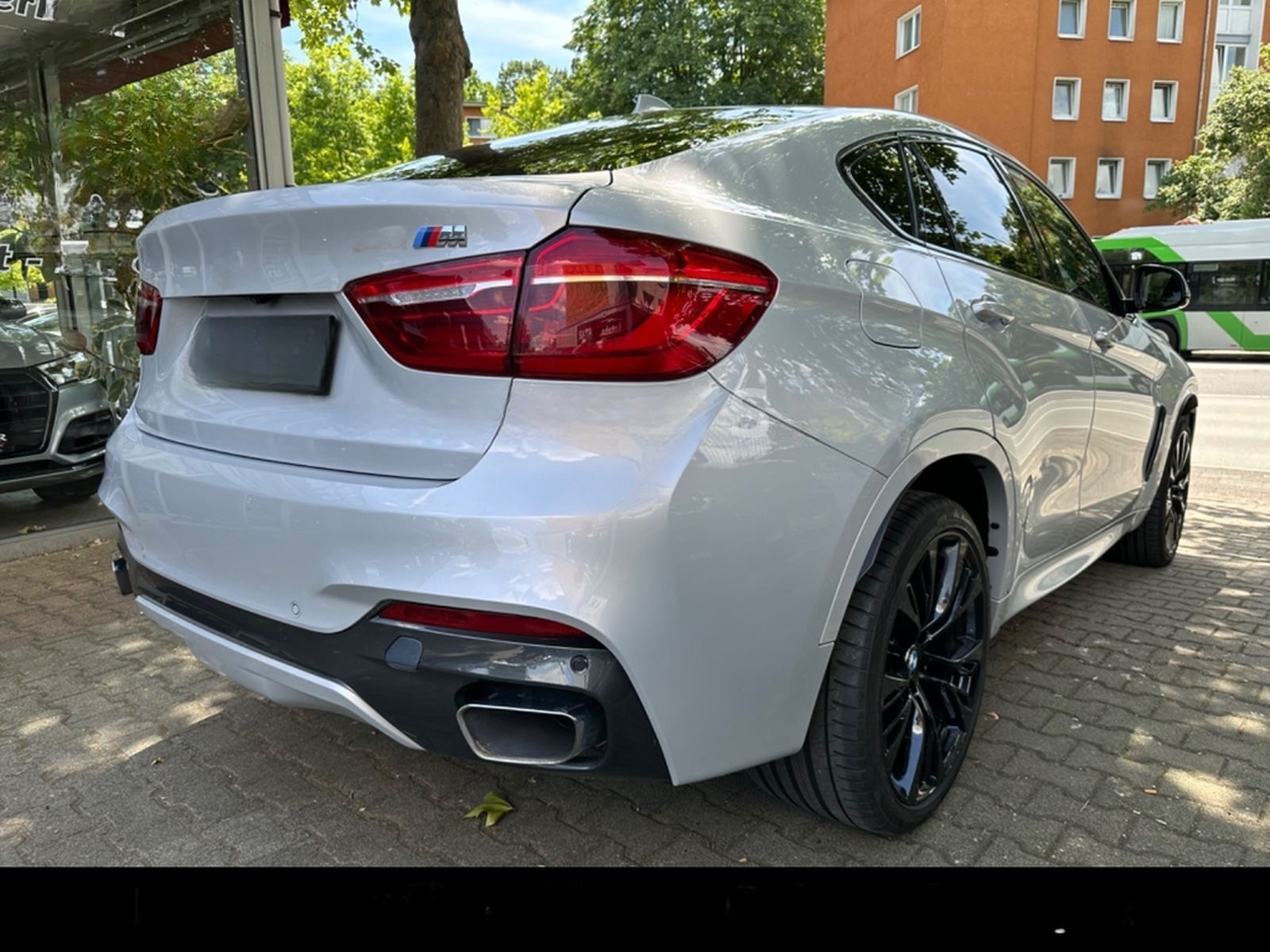 BMW X6 xDrive 35i M / HEAD UP - LEDER - SSD - KAMERA foto 6