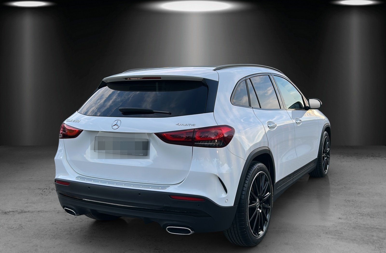 Mercedes-Benz GLA250 4M AMG Pano DISTRO Standhz AHK Burme MLED foto 5