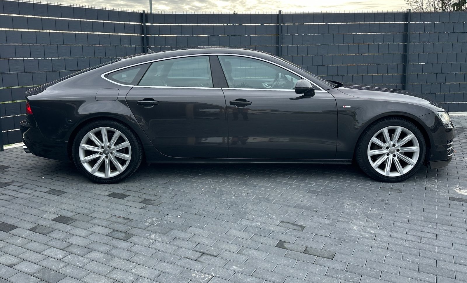 Audi A7 Sportback 2.8 FSI quattro*S-LINE*XENON*CAM* foto 4