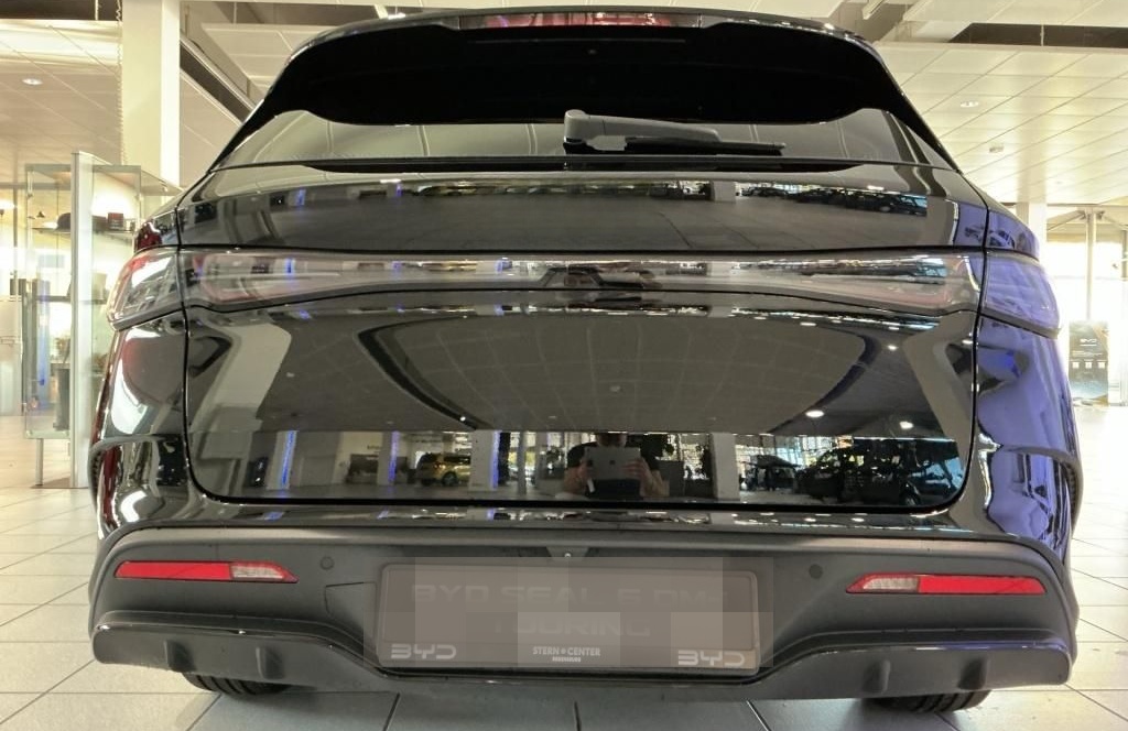BYD Seal 6 DM-i Touring Comfort Lite AUT Kam. Navi foto 13