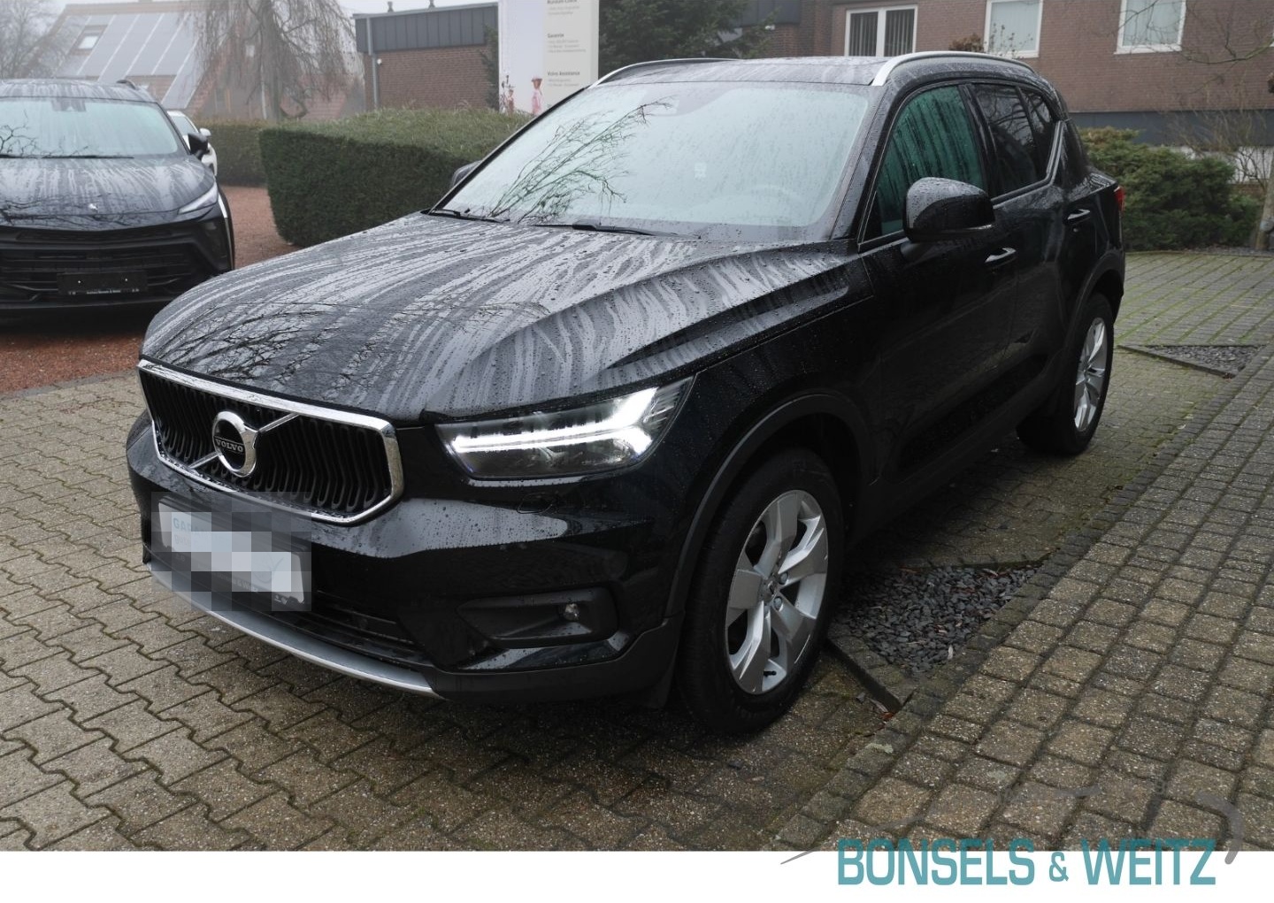 Volvo XC40 T3 MOMENTUM PRO GEARTRONIC Navi Digitales C foto 2