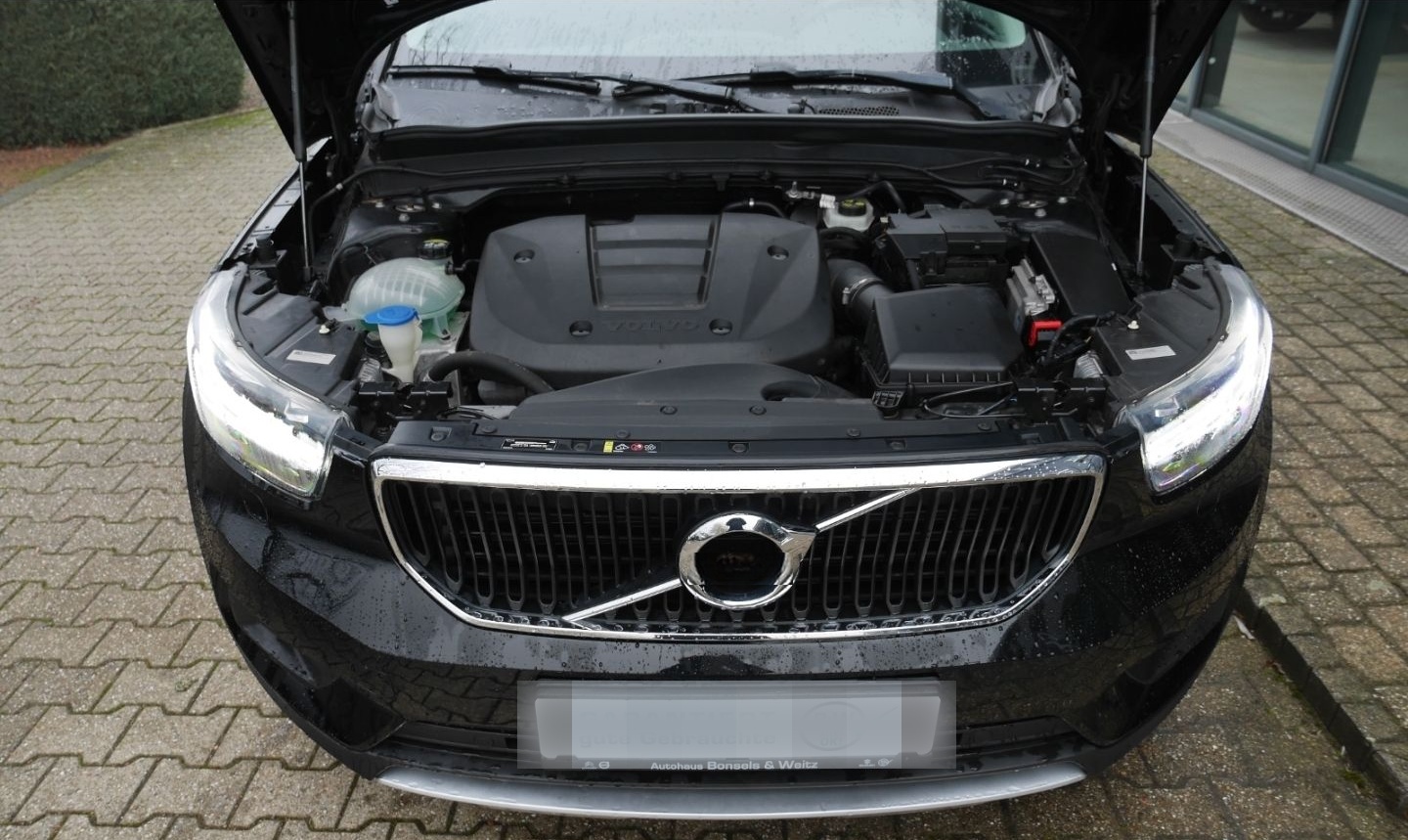 Volvo XC40 T3 MOMENTUM PRO GEARTRONIC Navi Digitales C foto 14