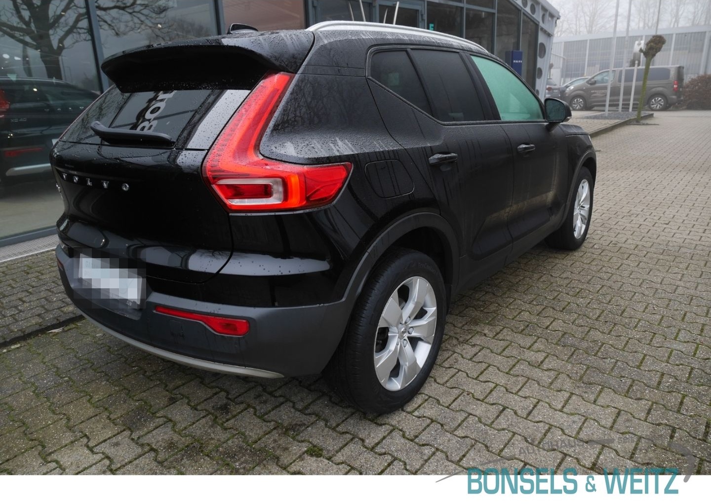 Volvo XC40 T3 MOMENTUM PRO GEARTRONIC Navi Digitales C foto 4