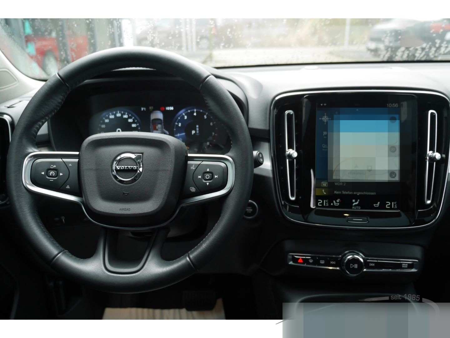 Volvo XC40 T3 MOMENTUM PRO GEARTRONIC Navi Digitales C foto 8