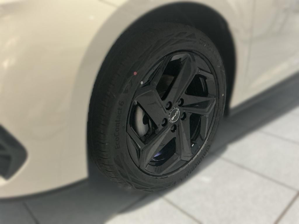 BYD Seal 6 DM-i Touring Comfort Lite AUT Kam. Navi foto 4