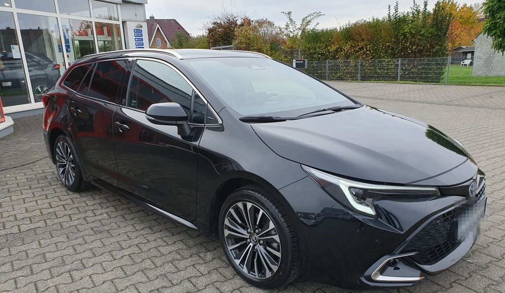 Toyota Corolla 1.8 Hybrid TS Team D mit Technik-Paket foto 18