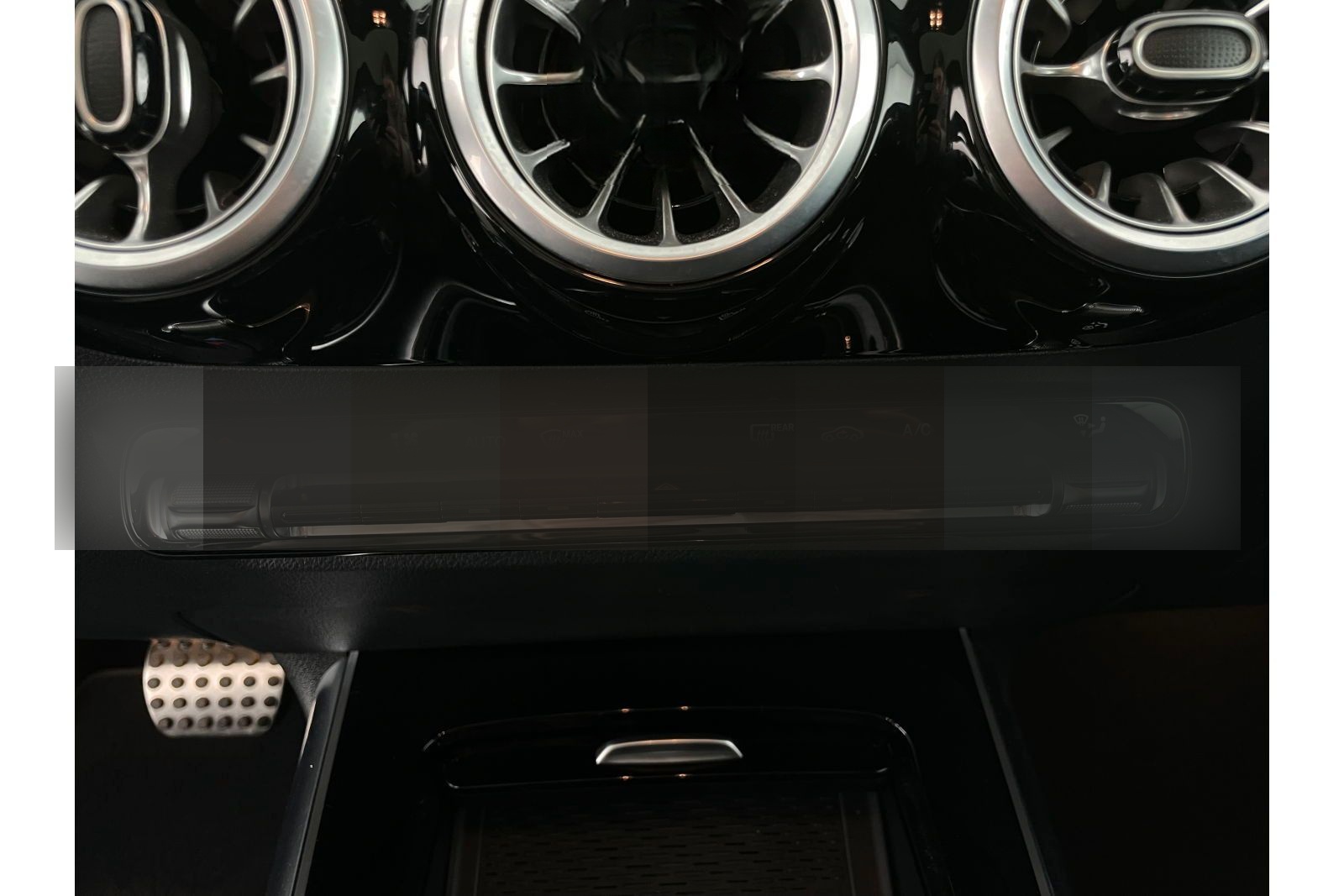 Mercedes-Benz GLA 220 d 4MATIC AMG Line*PANO*AHK*NAVI*LED*SHZ* foto 19