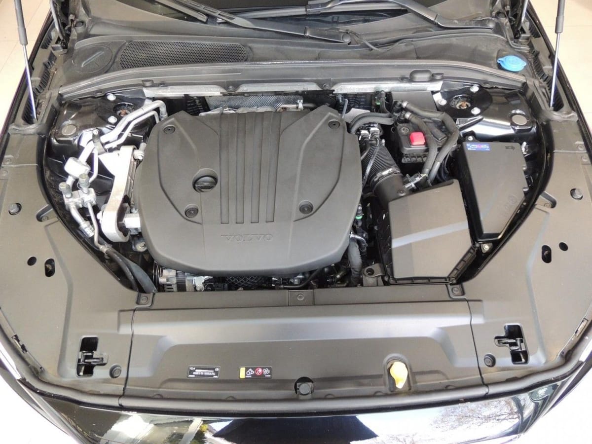 Volvo V90 B4 (Benzin) Plus Bright Klima Navi Leder foto 9