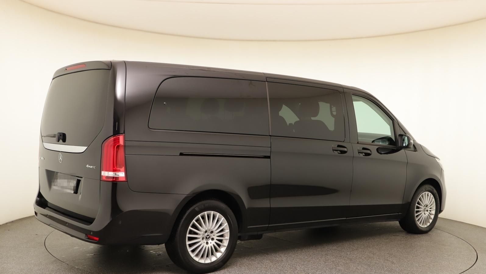 Mercedes-Benz V 300 d 4M Avantgarde Edition XL Extralang L3 8S foto 4