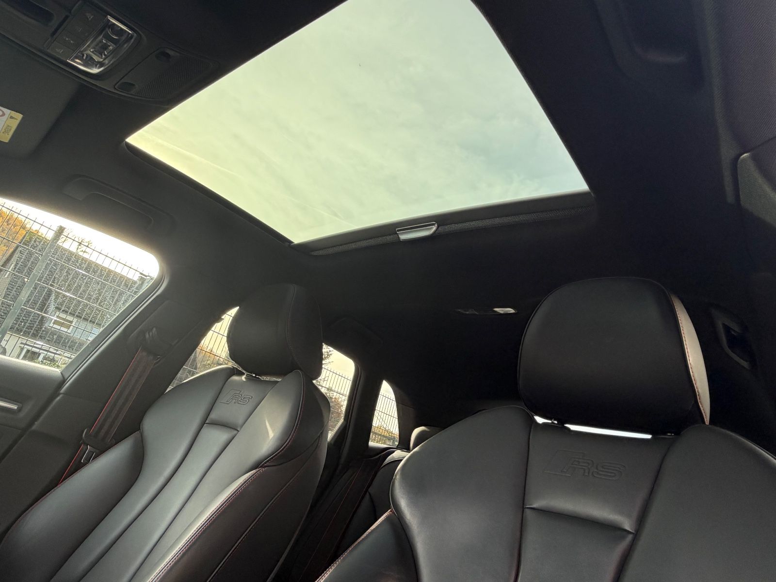 Audi RS3 Sportback*H&R*PANO*VIRTUAL*B&O*ROTOR*SPORT foto 12