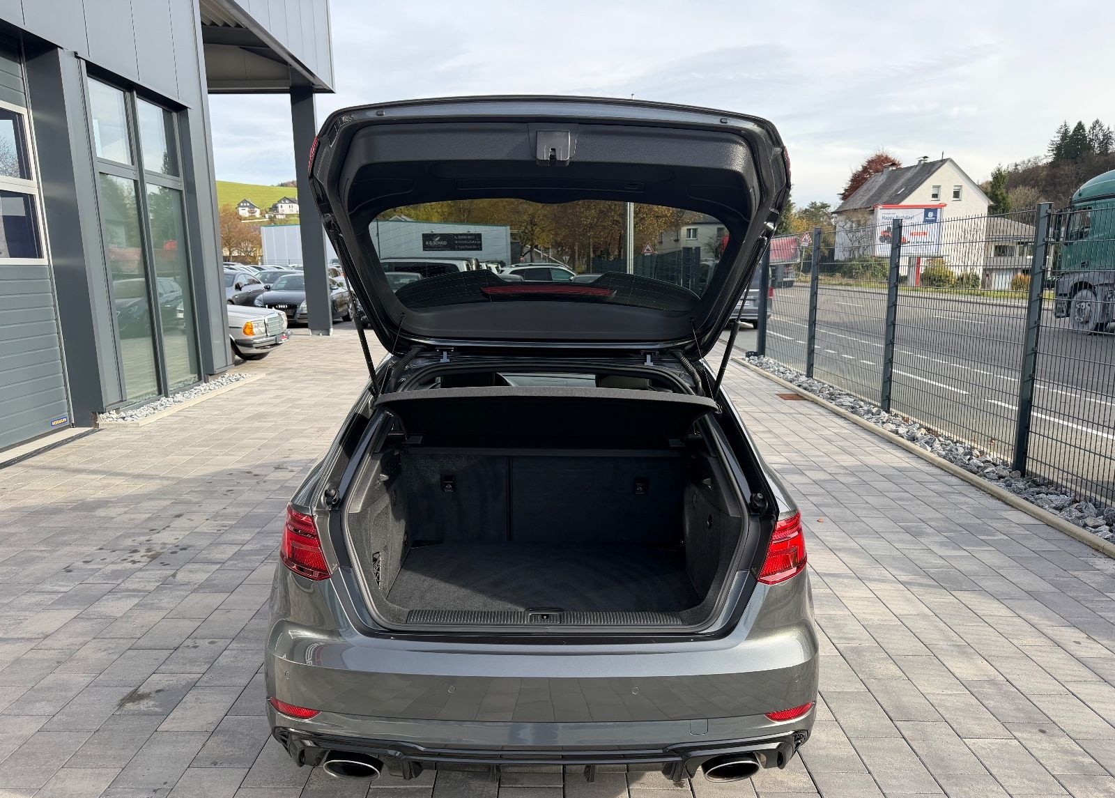 Audi RS3 Sportback*H&R*PANO*VIRTUAL*B&O*ROTOR*SPORT foto 21