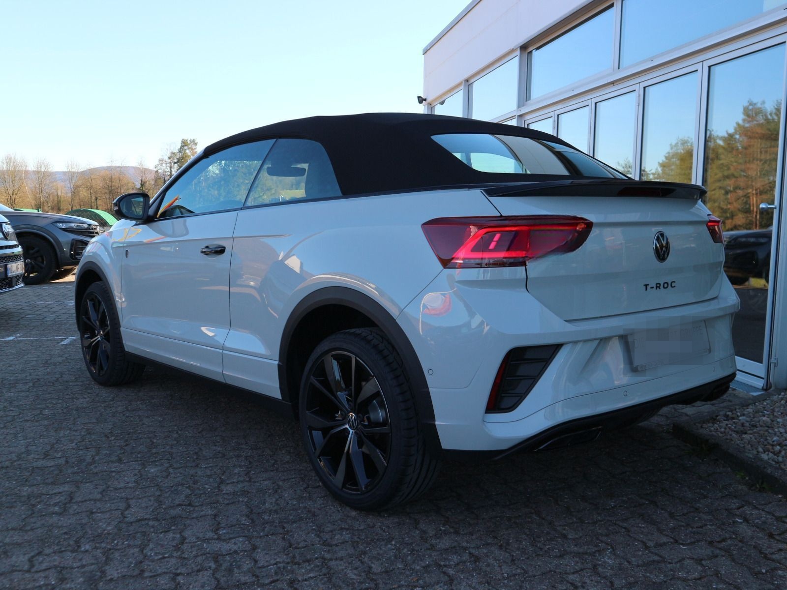 Volkswagen T-Roc Cabriolet R-Line Edition Karmann PLUS 1.5 foto 4