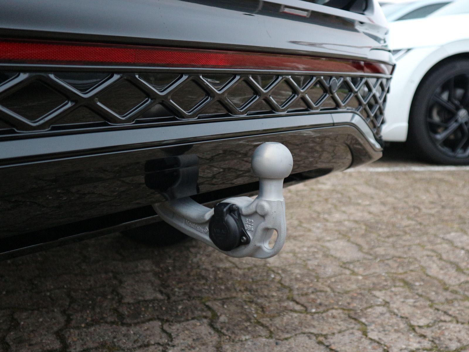Volkswagen Tiguan R-Line 2,0 TDI SCR 4MOTION (193 PS) DSG*A foto 13
