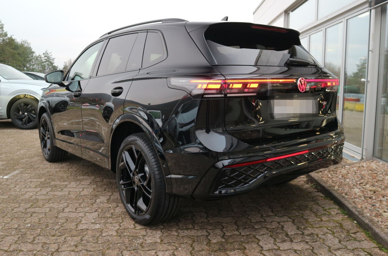 Volkswagen Tiguan R-Line 2,0 TDI SCR 4MOTION (193 PS) DSG*A foto 4