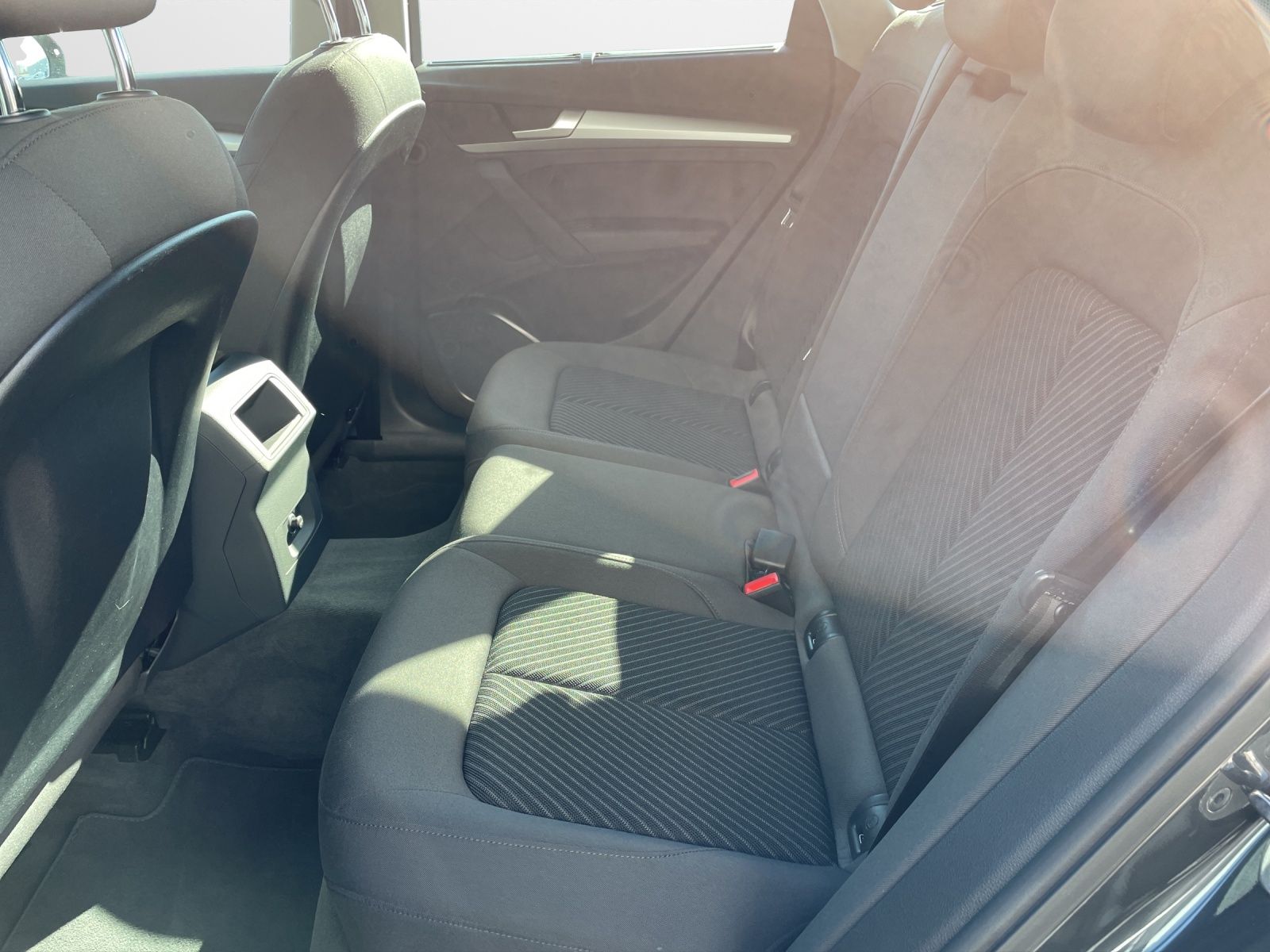 Audi Q5 40 TDI S tronic quattro  Navi LED Kamera PDC  foto 12