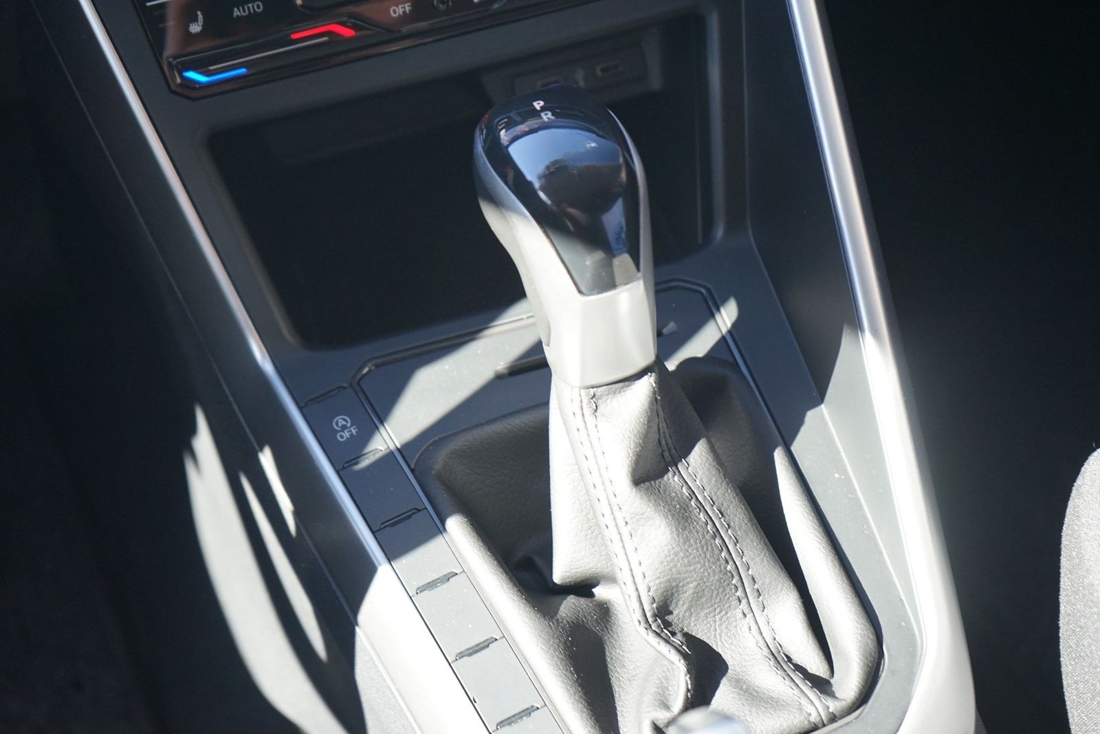 Volkswagen Polo 1.0 TSI DSG Life LED Navi Kamera ACC DAB foto 16