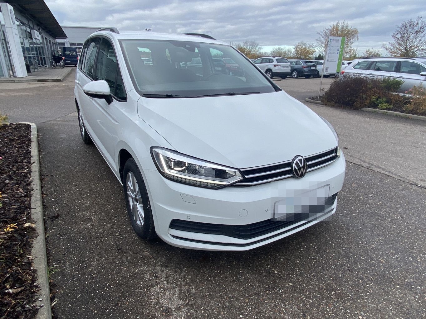 Volkswagen Touran 2.0 TDI DSG Comfortline NAVI+LED+PARKASSI foto 6