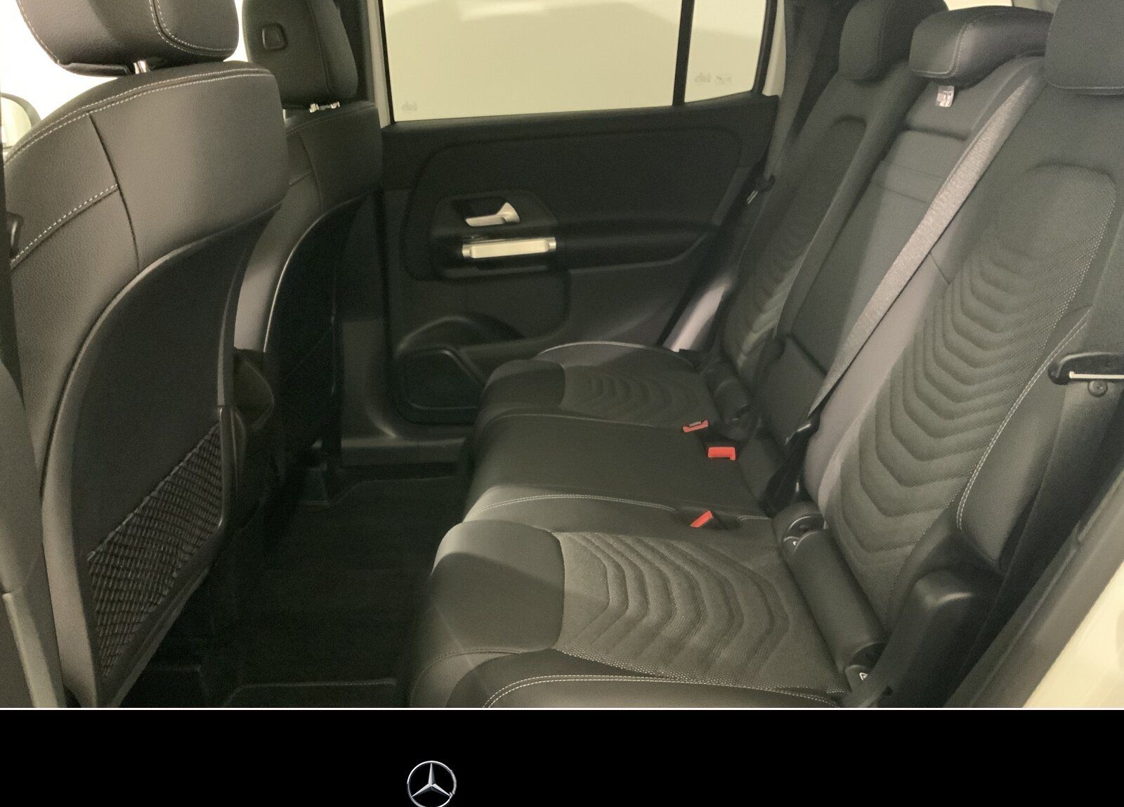 Mercedes-Benz GLB 220 4M AHK+WinterP+el.Heckk+LED+Apple+RfK foto 10