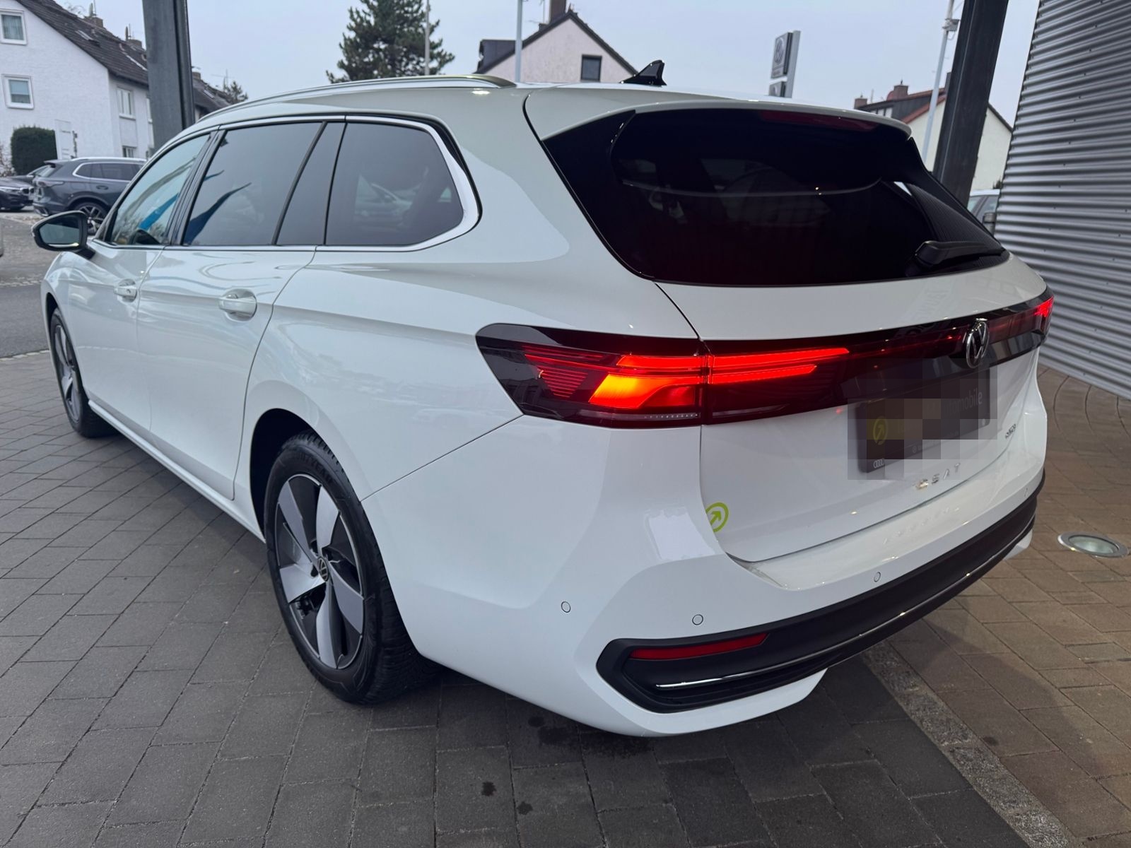 Volkswagen Passat Variant 1.5 eTSI DSG Business AHK/AREA/IQ foto 5