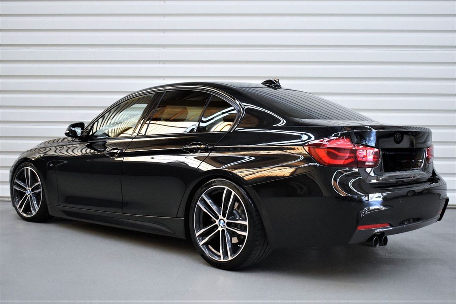 BMW 330i M Sport Shadow-Line+Navi+LED+49.990KM foto 2