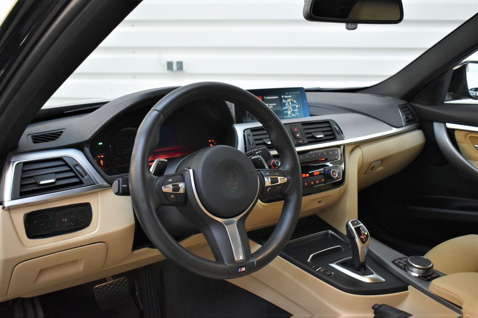 BMW 330i M Sport Shadow-Line+Navi+LED+49.990KM foto 7