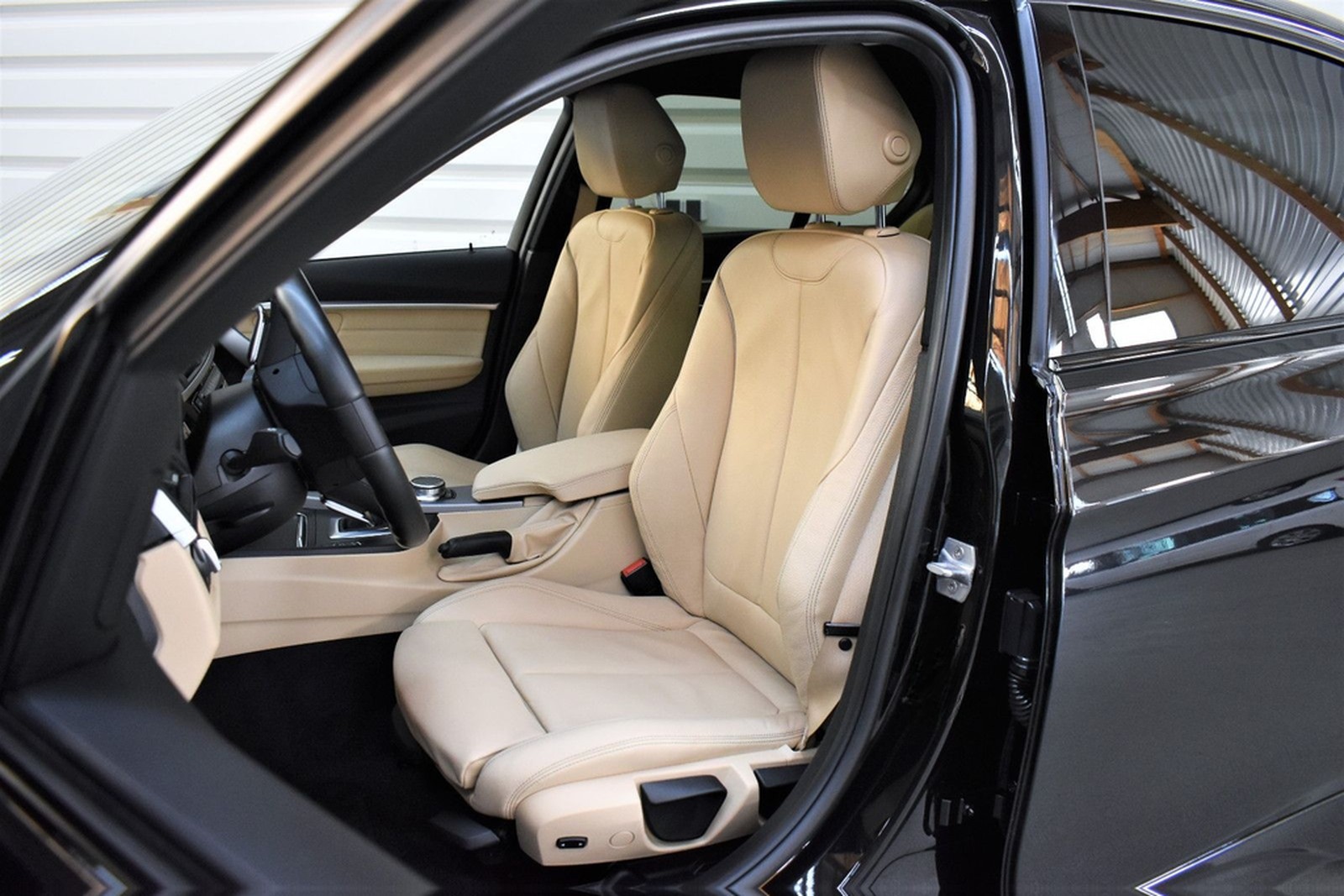 BMW 330i M Sport Shadow-Line+Navi+LED+49.990KM foto 8