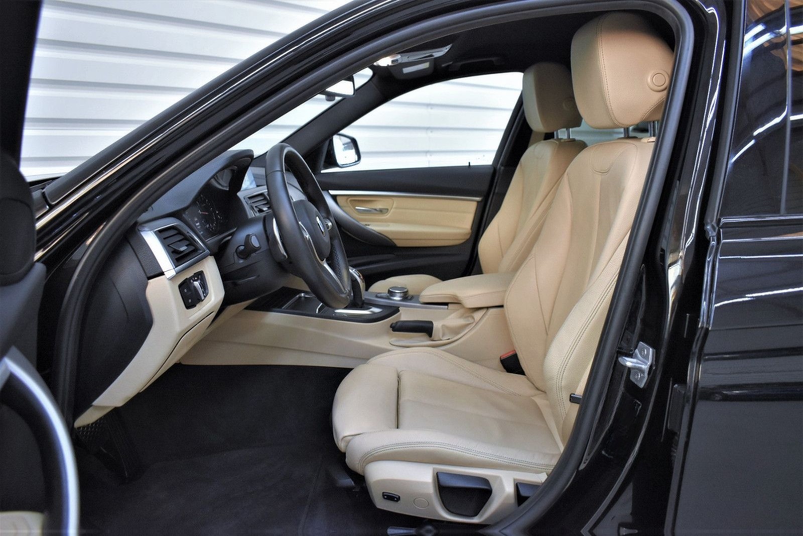 BMW 330i M Sport Shadow-Line+Navi+LED+49.990KM foto 9