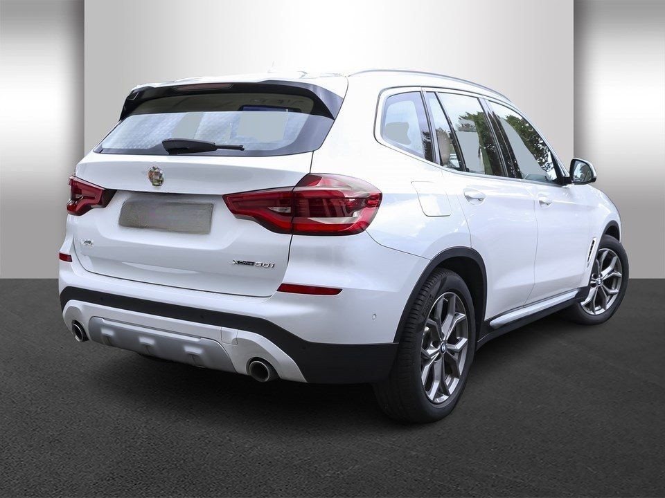 BMW X3 xDrive30i A foto 3