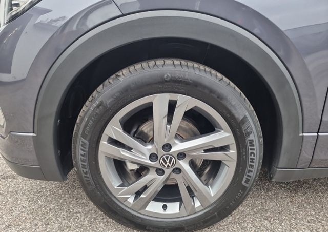 Volkswagen T-Cross 1.0 TSI 85 kW R-LINE KLIMA NAVI AHK KAME foto 8