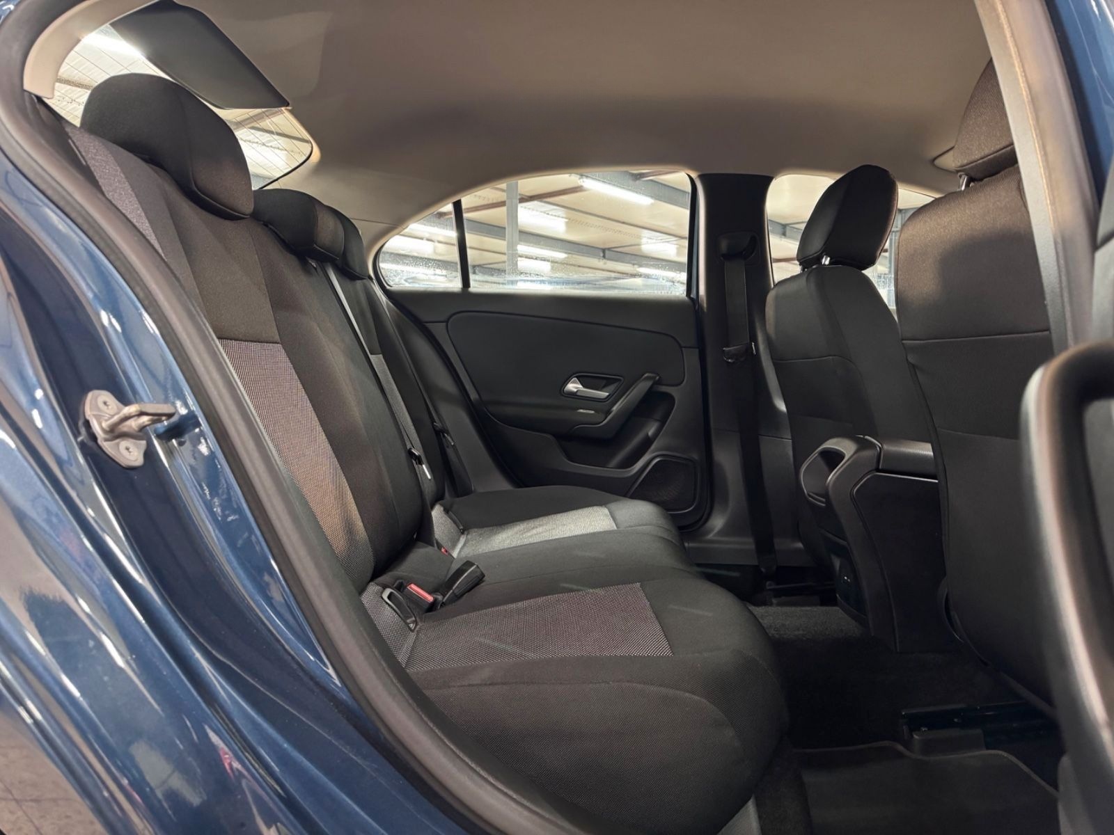 Mercedes-Benz A 180 d Lim. LED*VIR*KAME*DAB*SPUR*MBUX*1.HAND foto 8