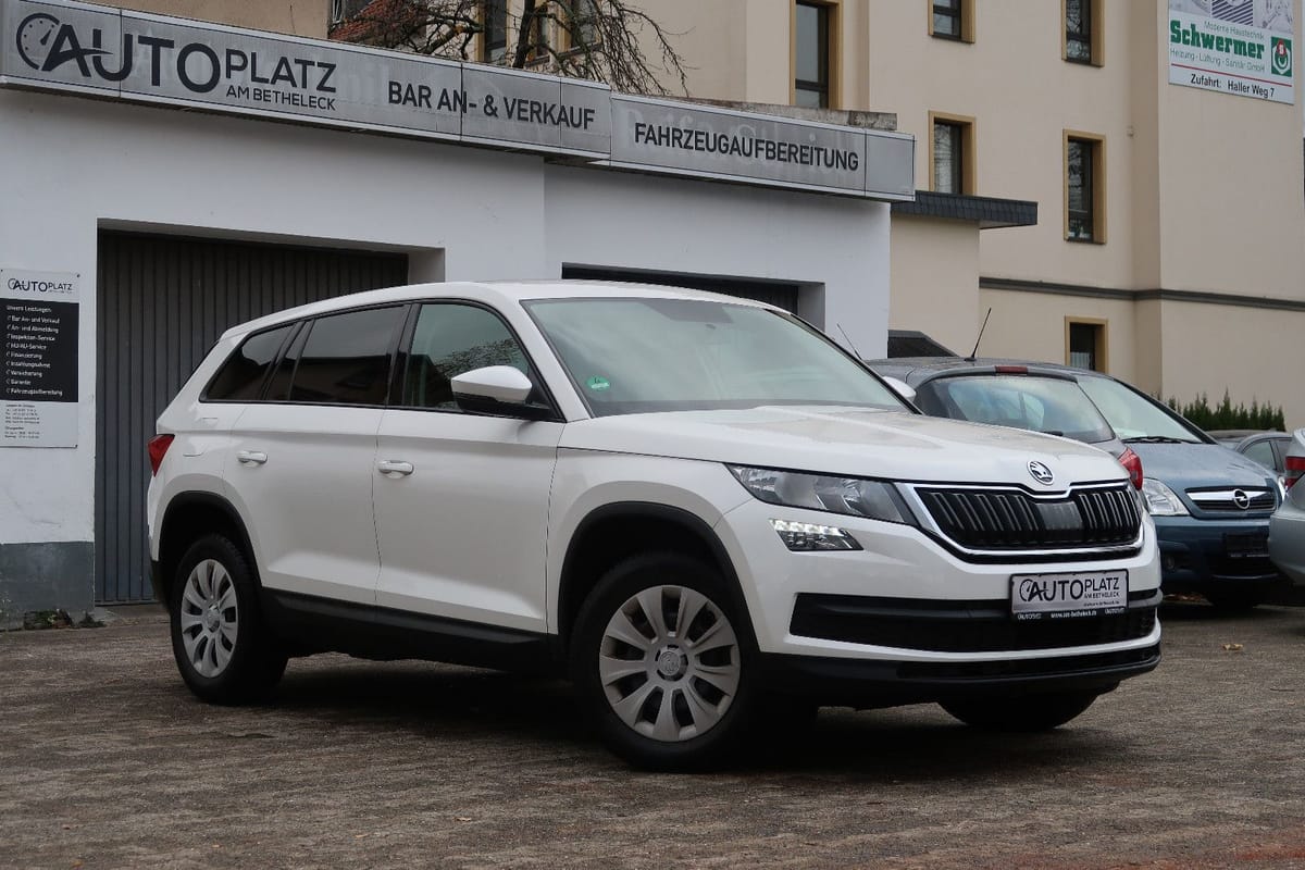 Skoda Kodiaq 2.0 TSI DSG 4x4 *7-SITZER *KLIMA *TEMPOMA