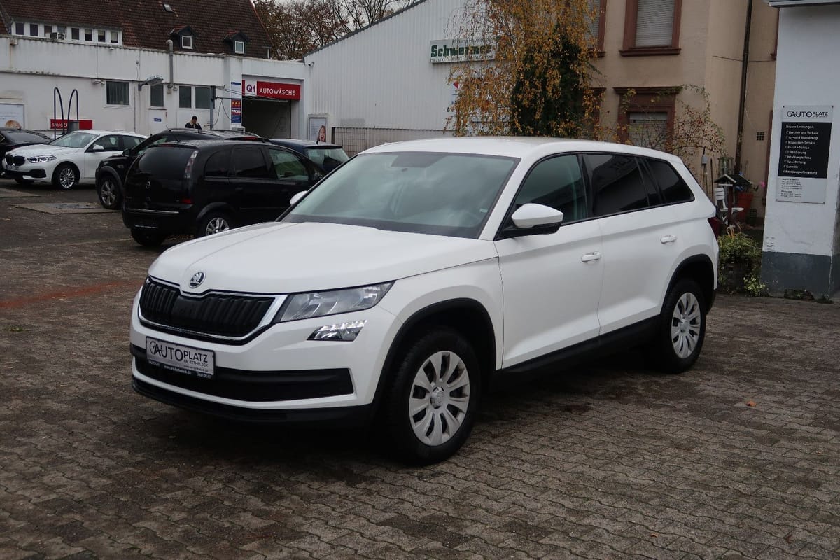 Skoda Kodiaq 2.0 TSI DSG 4x4 *7-SITZER *KLIMA *TEMPOMA foto 2