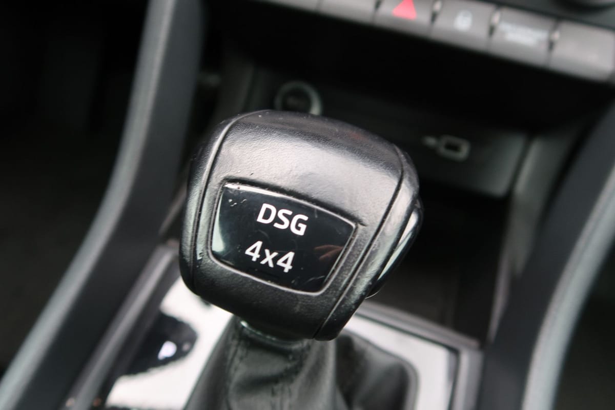 Skoda Kodiaq 2.0 TSI DSG 4x4 *7-SITZER *KLIMA *TEMPOMA foto 17