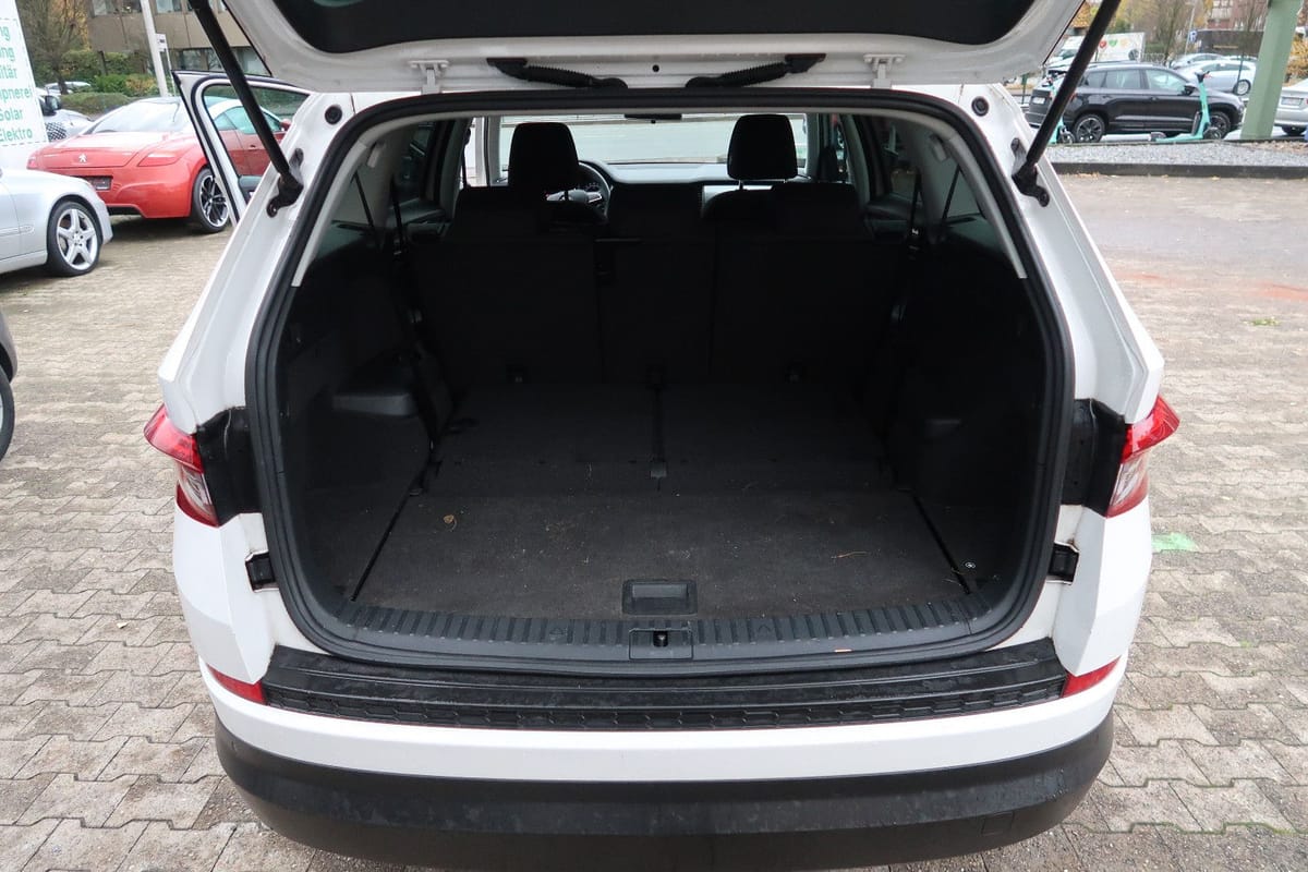 Skoda Kodiaq 2.0 TSI DSG 4x4 *7-SITZER *KLIMA *TEMPOMA foto 20