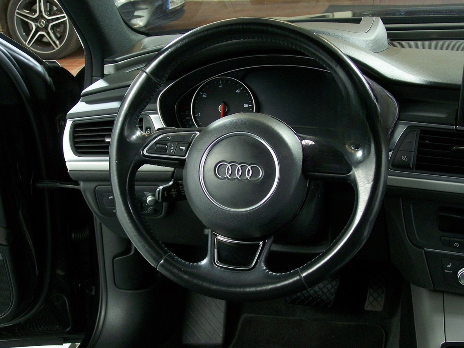 Audi A6 Avant 3.0 TDI quattro BOSE+HEAD+KAM+NAV+AMB foto 9