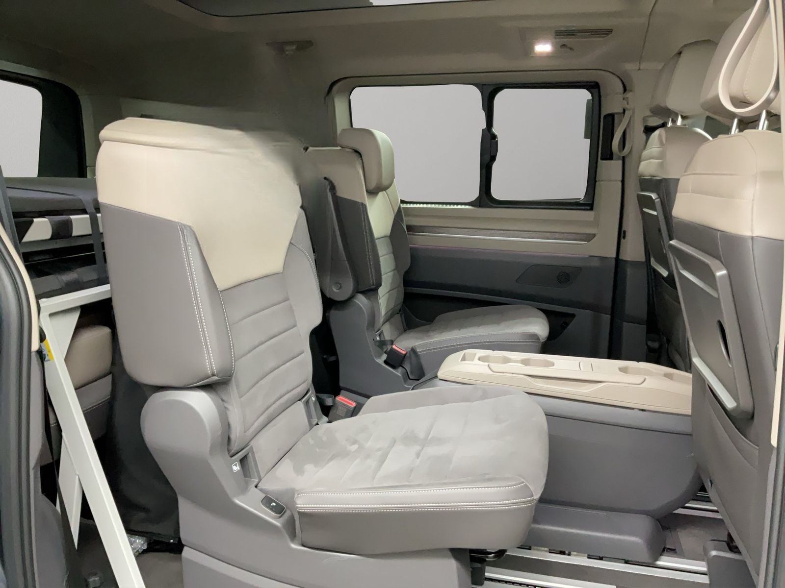 Volkswagen T7 Multivan Style (AHK.Sitzheizung.Navi) KR 4M 1 foto 7