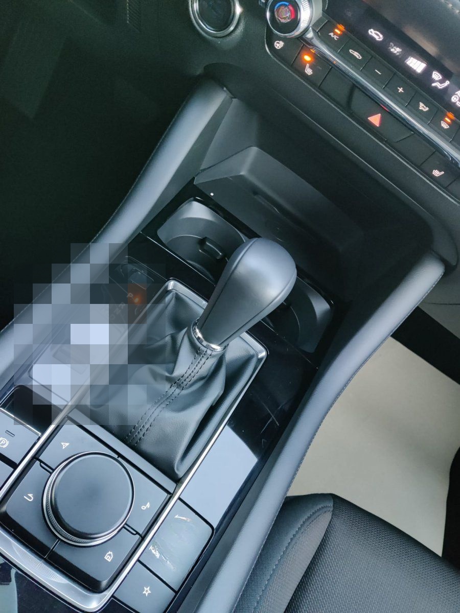 Mazda 3 140PS Exclusive-Line Limousine Bose, Matrix, foto 15
