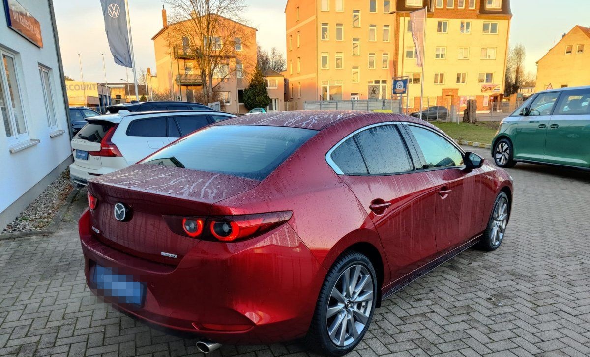 Mazda 3 140PS Exclusive-Line Limousine Bose, Matrix, foto 4