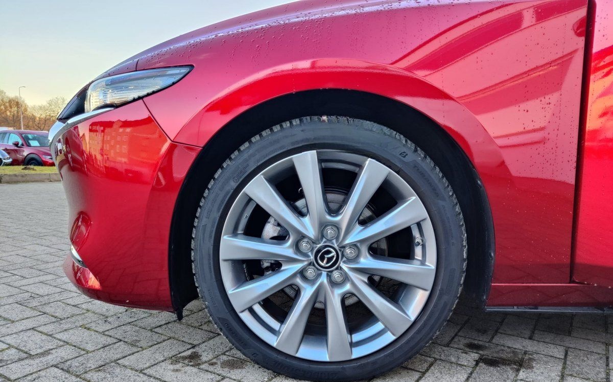 Mazda 3 140PS Exclusive-Line Limousine Bose, Matrix, foto 6