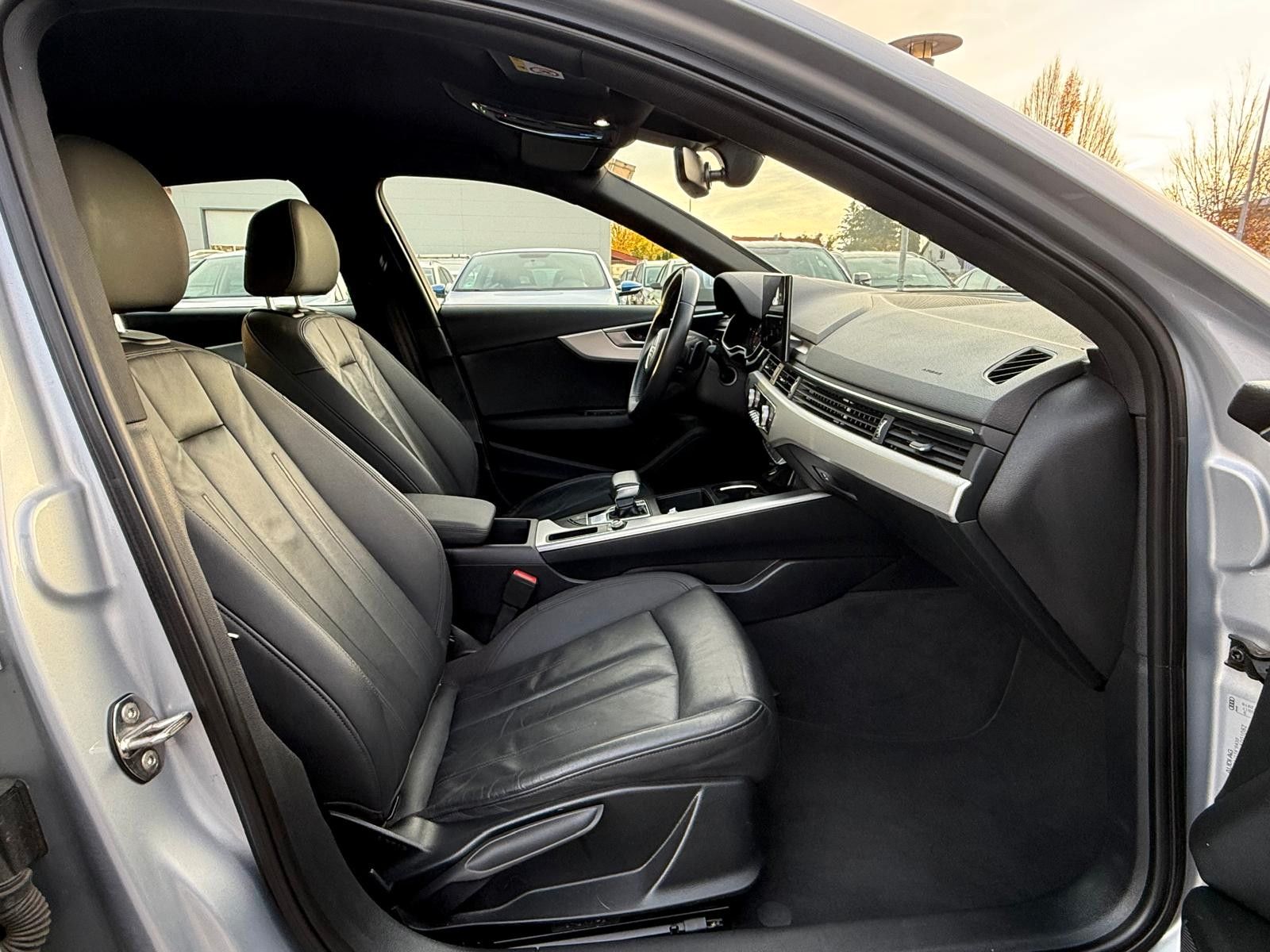 Audi A4 Lim. 35 TFSI advanced-Leder-LED-DAB-S Tronic foto 15