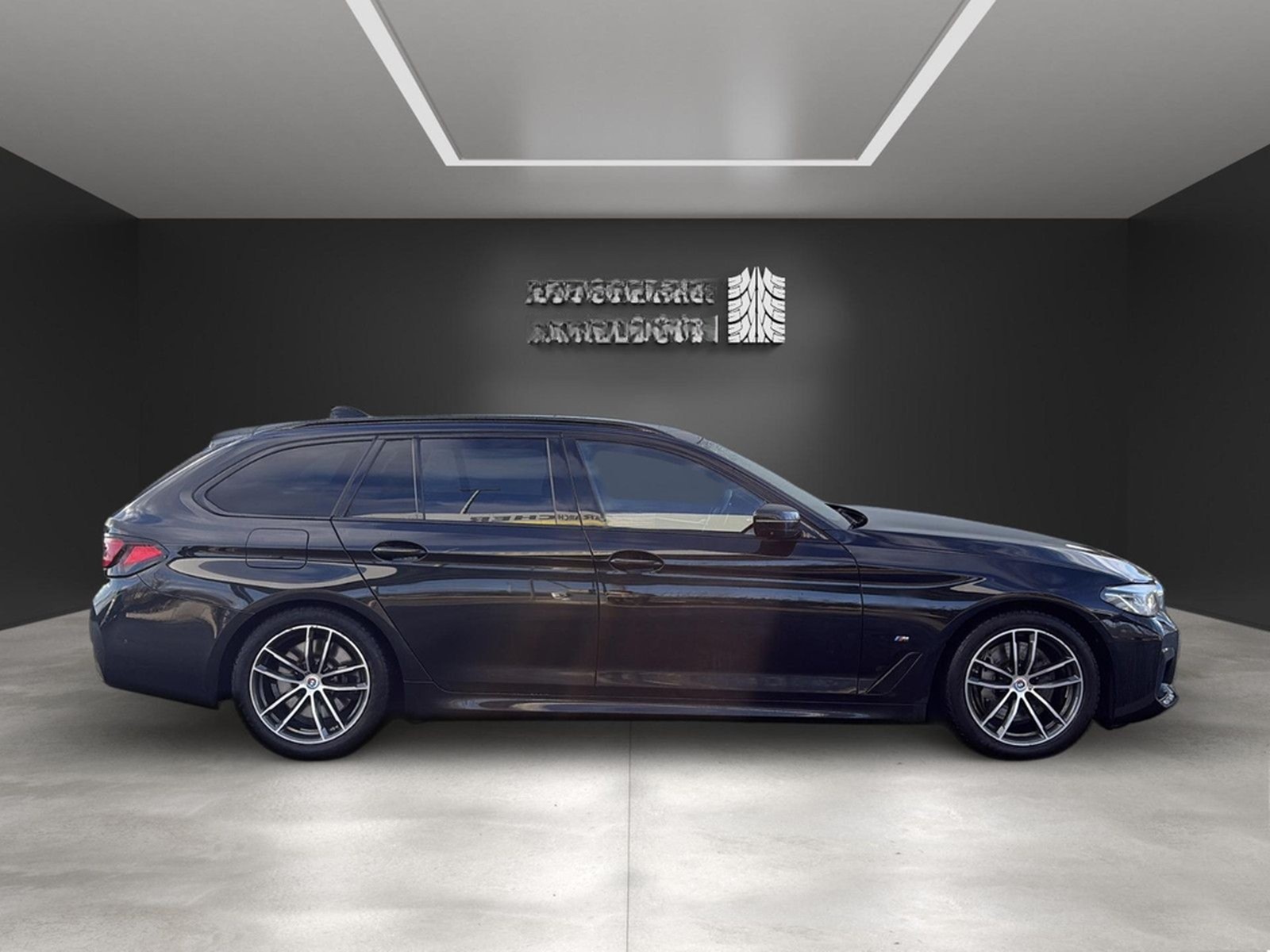 BMW 530 d M Sport Laser*Pano*HUD*HiFi*Drive+*360*4xS foto 11