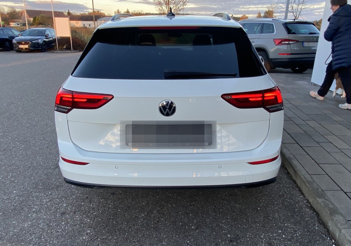 Volkswagen Golf Variant 2.0 TDI Life NAVI+LED+AHK+KAMERA+AP foto 4